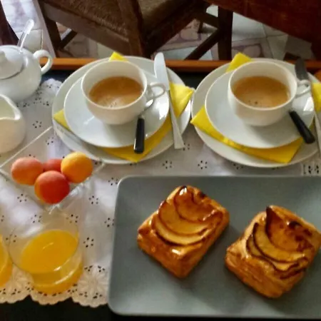 Volta Bed and breakfast 4*
